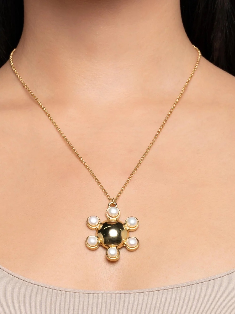 MAYAMAR Flower Pearl Pendant Necklace NEW